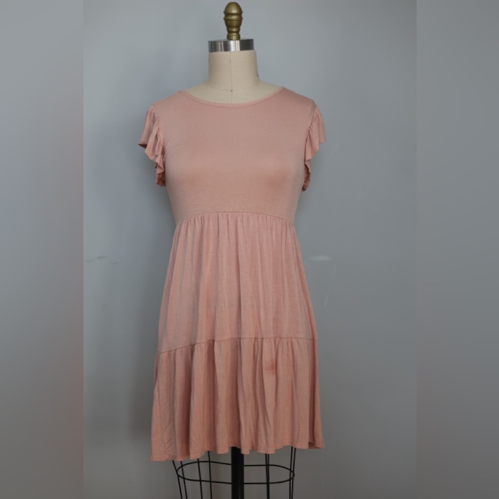 Light pink knit tiered dress